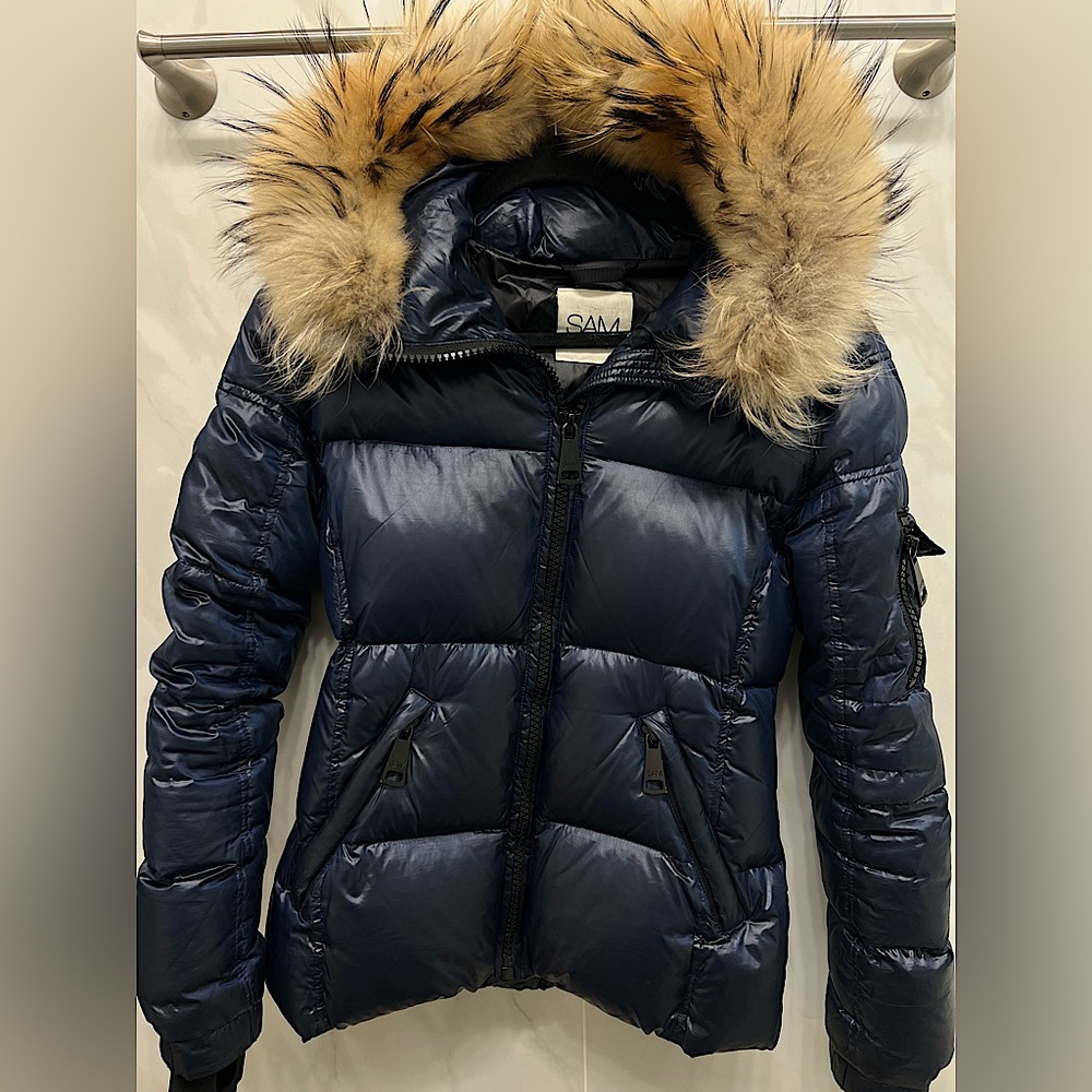 SAM. NEW YORK Women’s Blake fur trim down navy jacket coat. Like new condition
